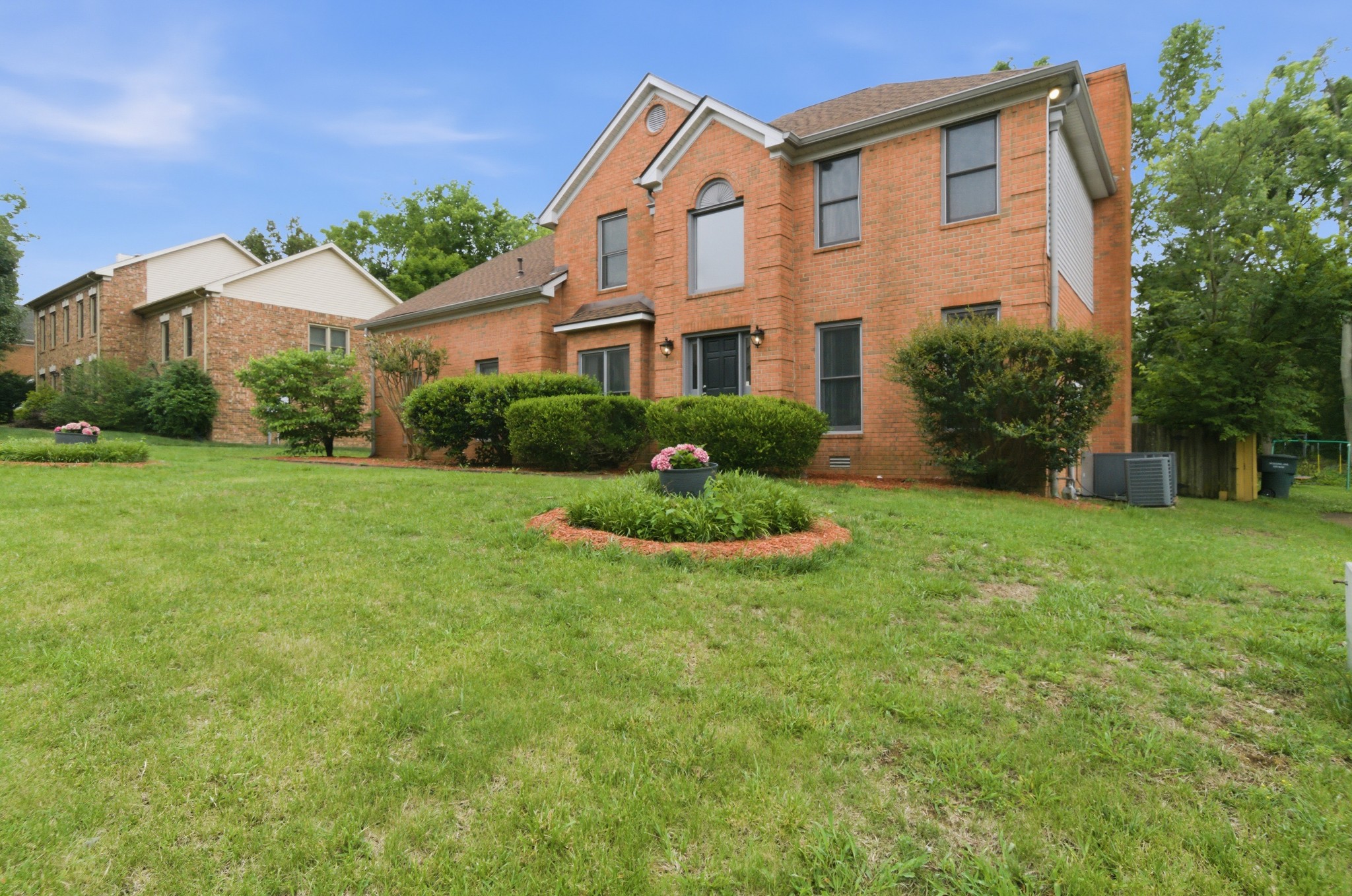 7220 River Bend Rd