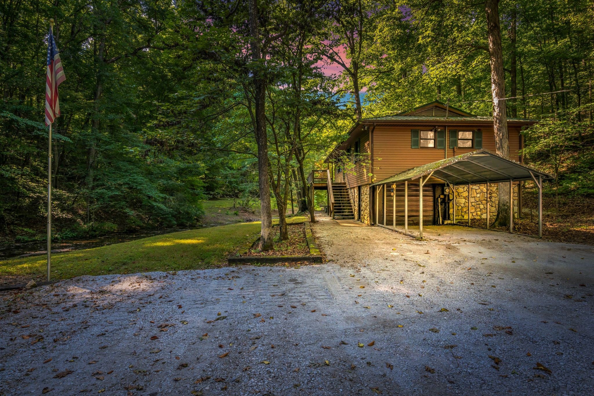 1255 Deerfoot Drive