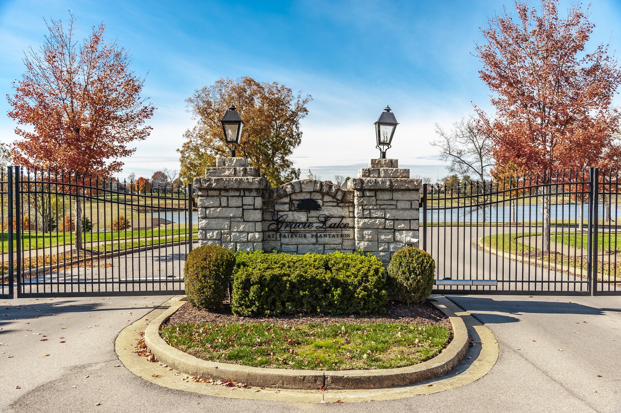 901 Fairington Pvt Way