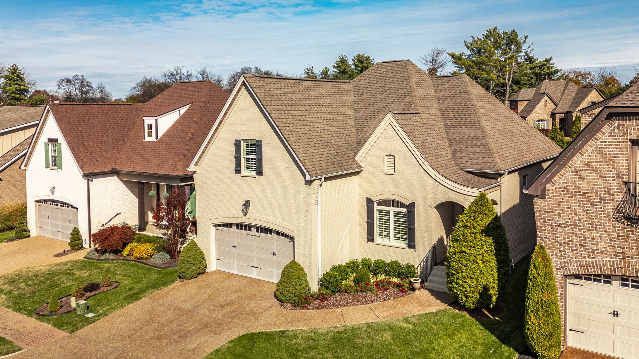 901 Fairington Pvt Way