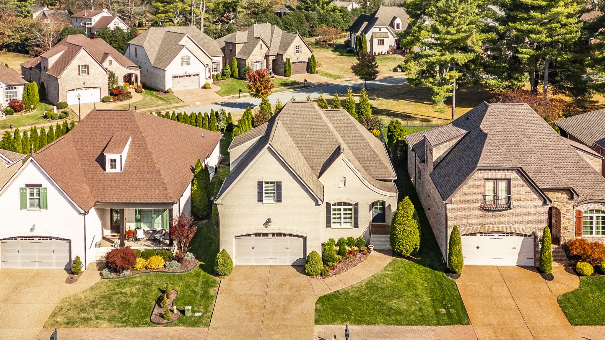 901 Fairington Pvt Way