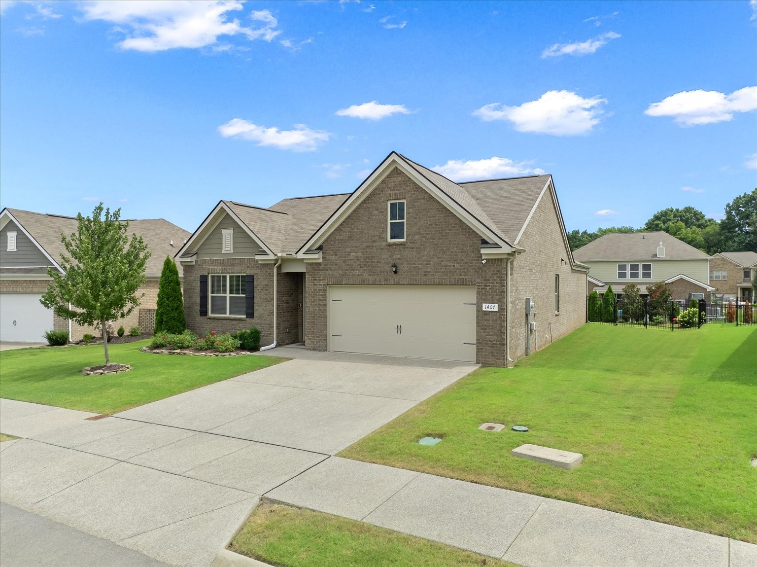 1407 Marigold Dr