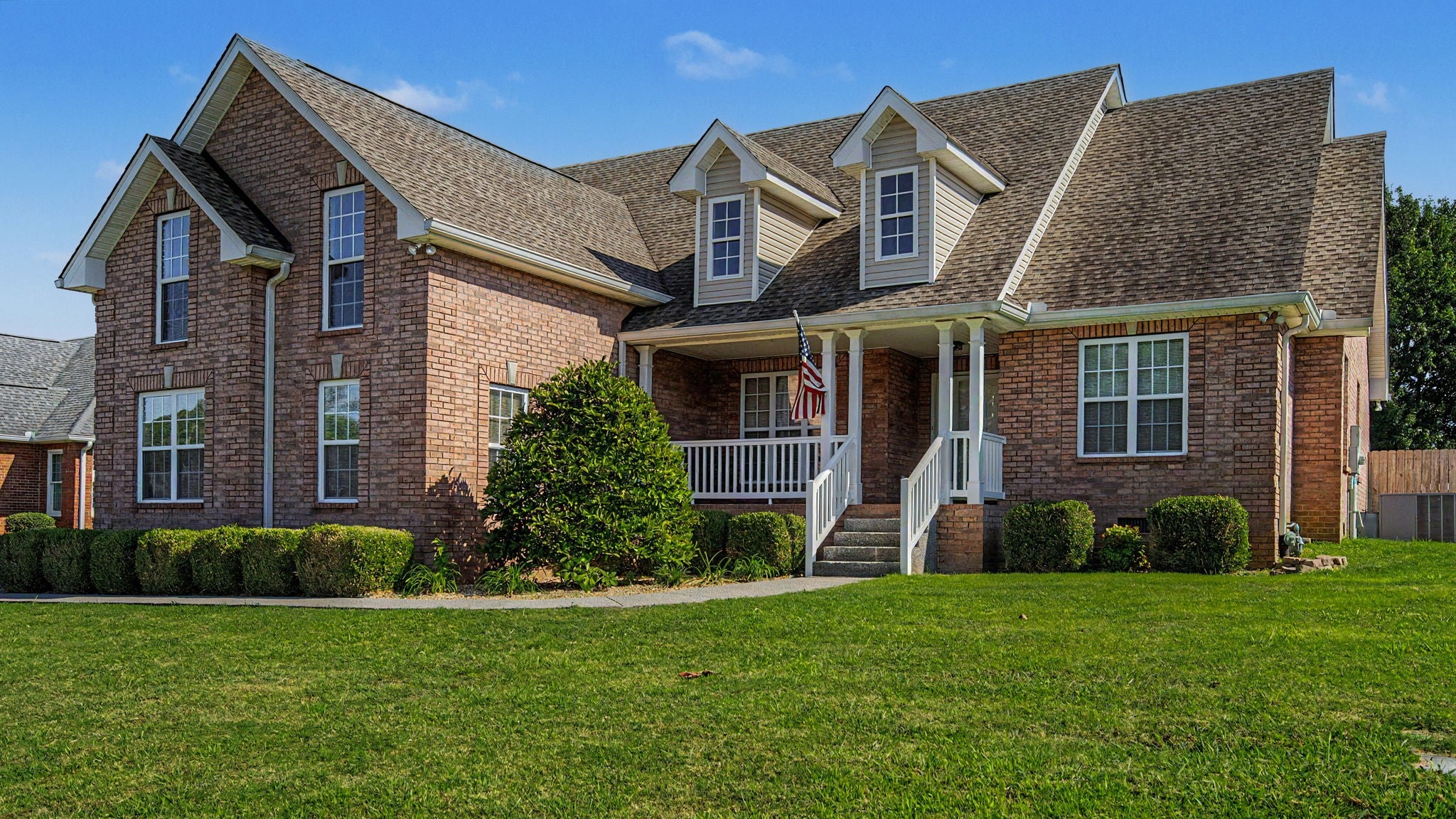 124 Thoroughbred Way