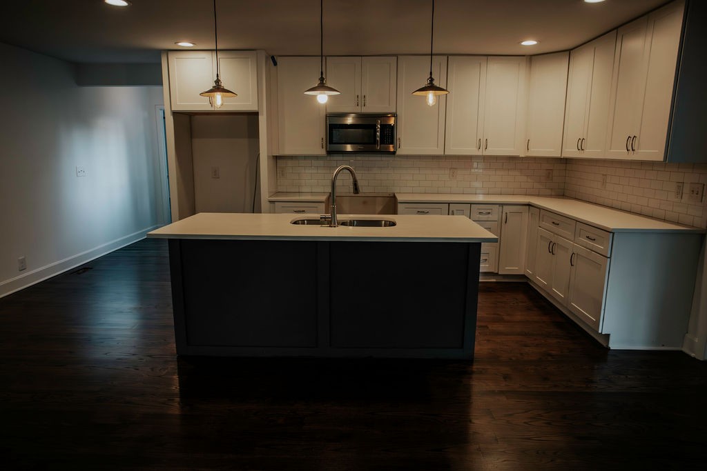 Nashville, Tennessee 37204, United States, 5 Bedrooms Bedrooms, ,3 BathroomsBathrooms,Residential,Active,193170