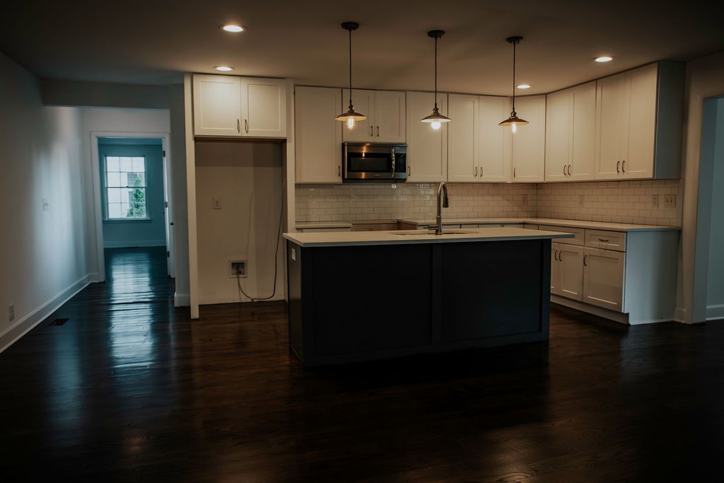 Nashville, Tennessee 37204, United States, 5 Bedrooms Bedrooms, ,3 BathroomsBathrooms,Residential,Active,193170