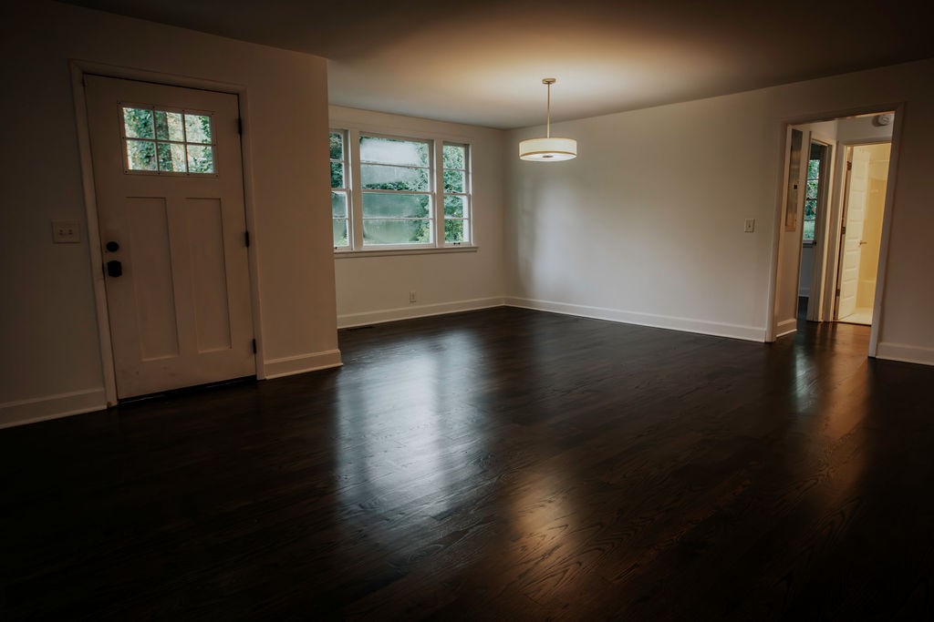 Nashville, Tennessee 37204, United States, 5 Bedrooms Bedrooms, ,3 BathroomsBathrooms,Residential,Active,193170