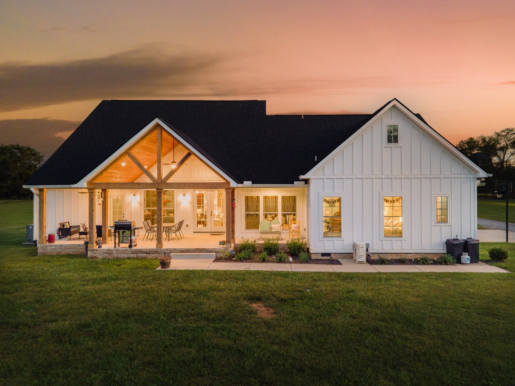 2220 Hunter Bills Rd