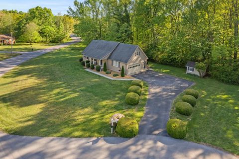 Photo of 303 Rutledge Ave, Tullahoma, TN 37388 (MLS # 3173470)