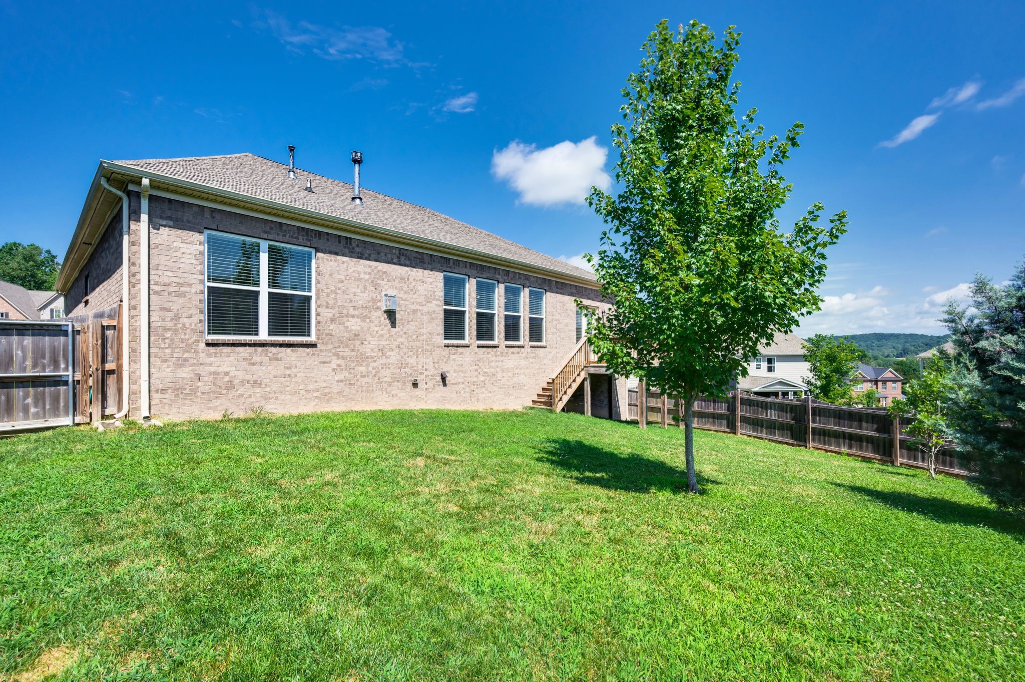 Nashville, Tennessee 37221, United States, 3 Bedrooms Bedrooms, ,2 BathroomsBathrooms,Residential,Active,167369