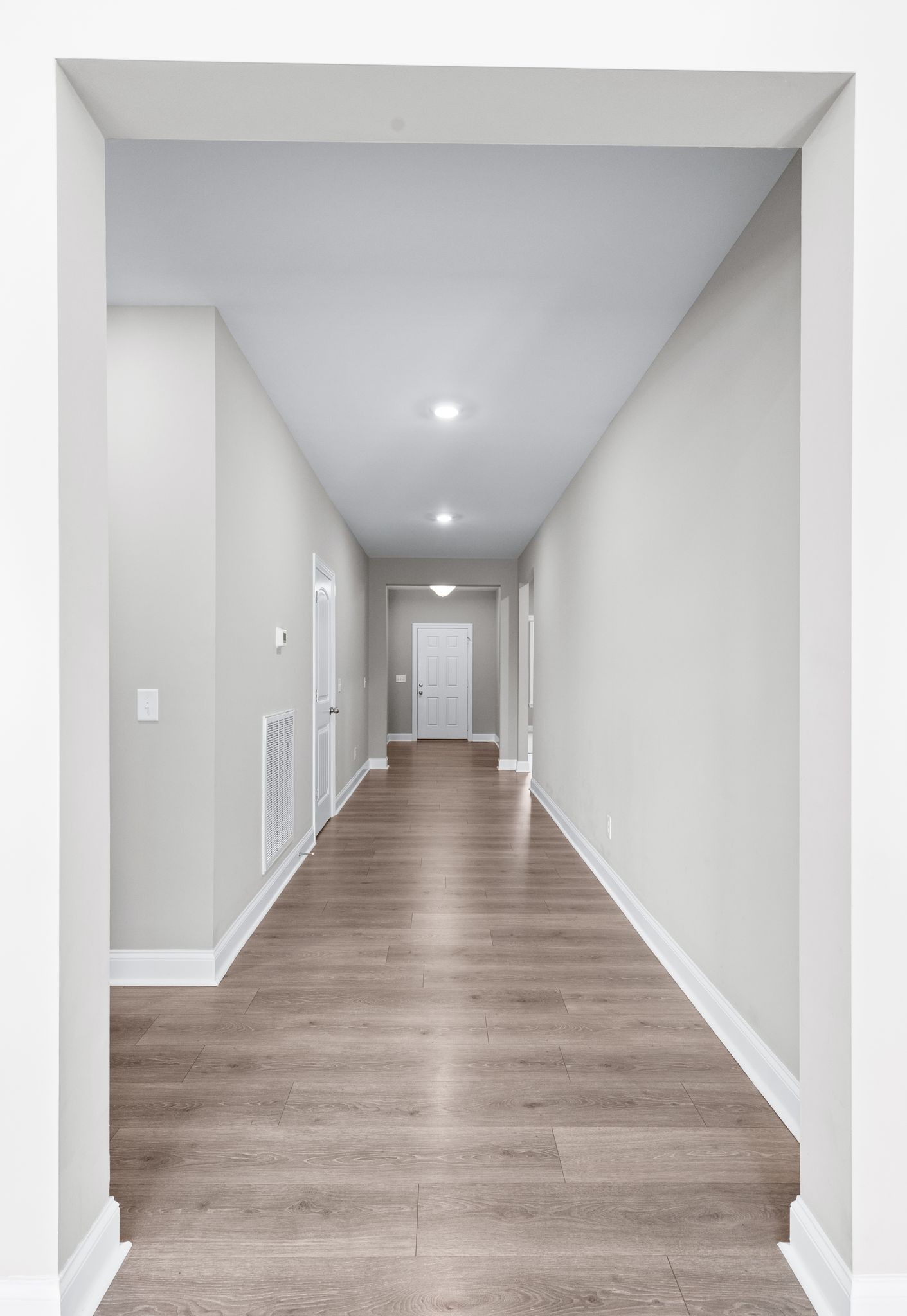 Nashville, Tennessee 37221, United States, 3 Bedrooms Bedrooms, ,2 BathroomsBathrooms,Residential,Active,167369