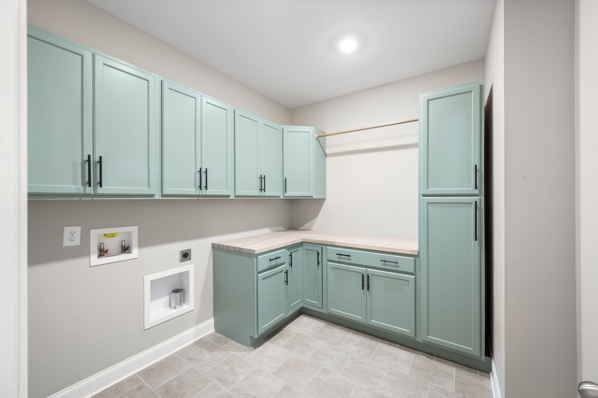 Nashville, Tennessee 37221, United States, 3 Bedrooms Bedrooms, ,2 BathroomsBathrooms,Residential,Active,167369