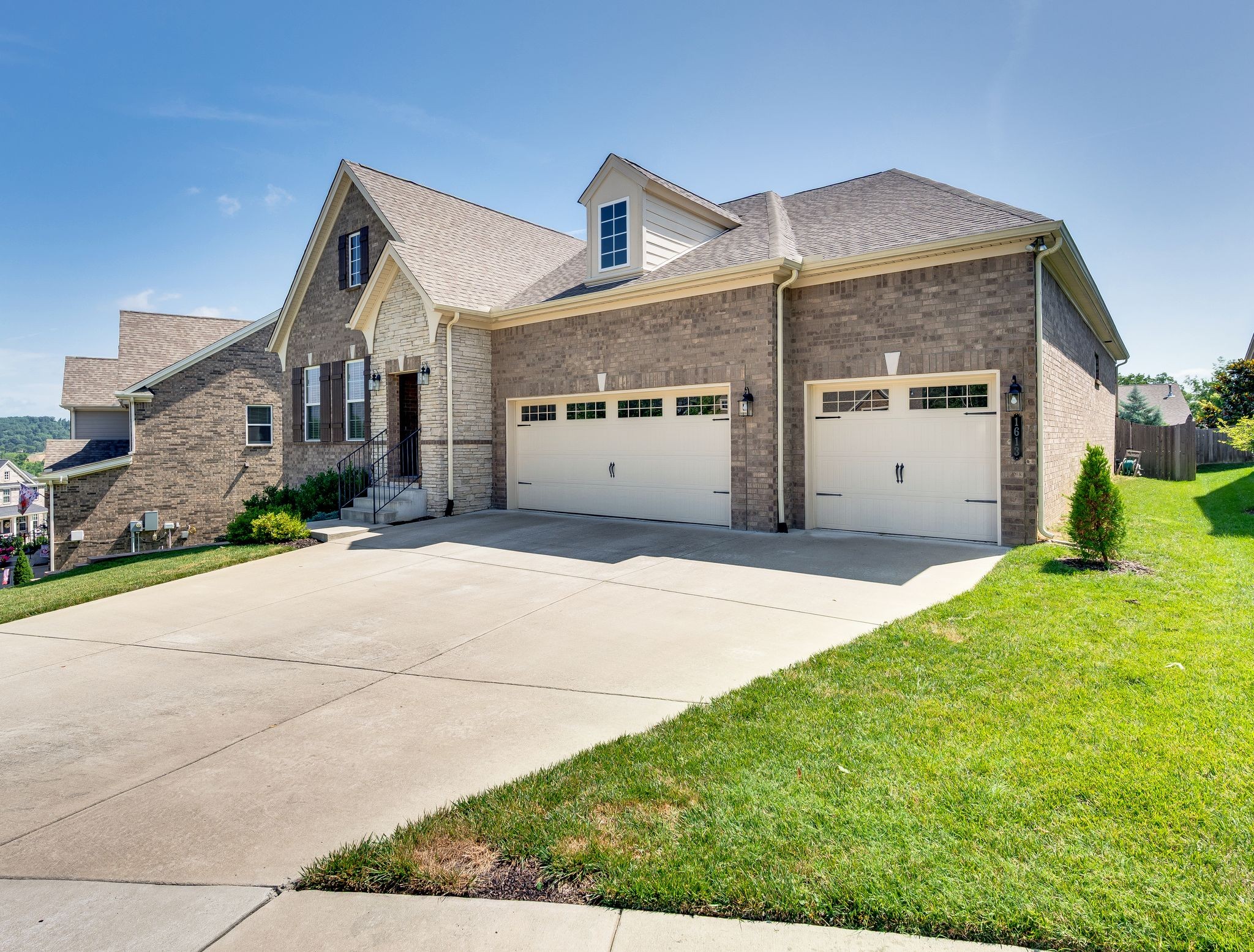 Nashville, Tennessee 37221, United States, 3 Bedrooms Bedrooms, ,2 BathroomsBathrooms,Residential,Active,167369