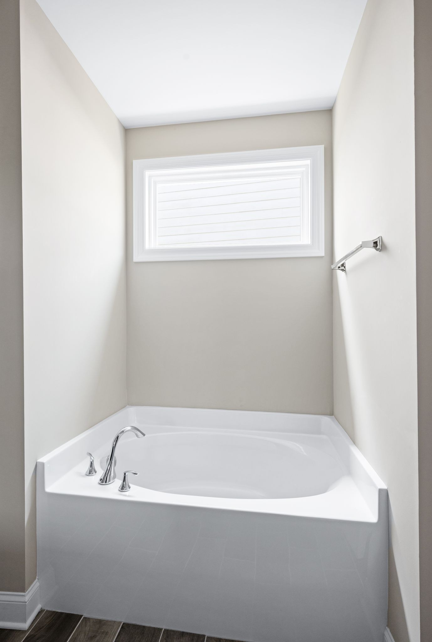 Nashville, Tennessee 37221, United States, 3 Bedrooms Bedrooms, ,2 BathroomsBathrooms,Residential,Active,167369