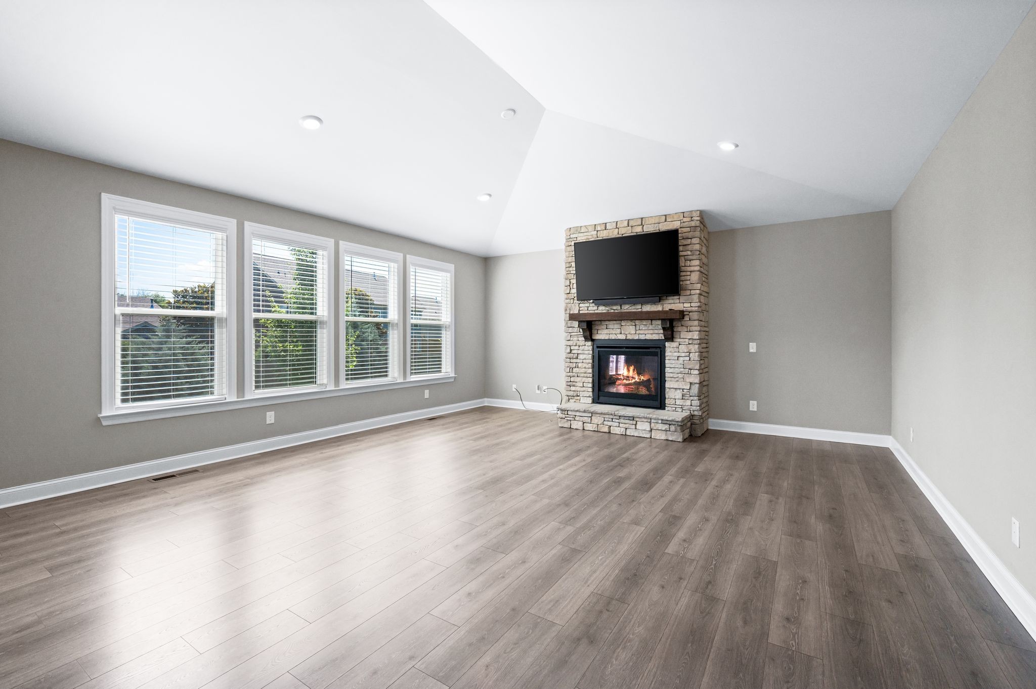 Nashville, Tennessee 37221, United States, 3 Bedrooms Bedrooms, ,2 BathroomsBathrooms,Residential,Active,167369