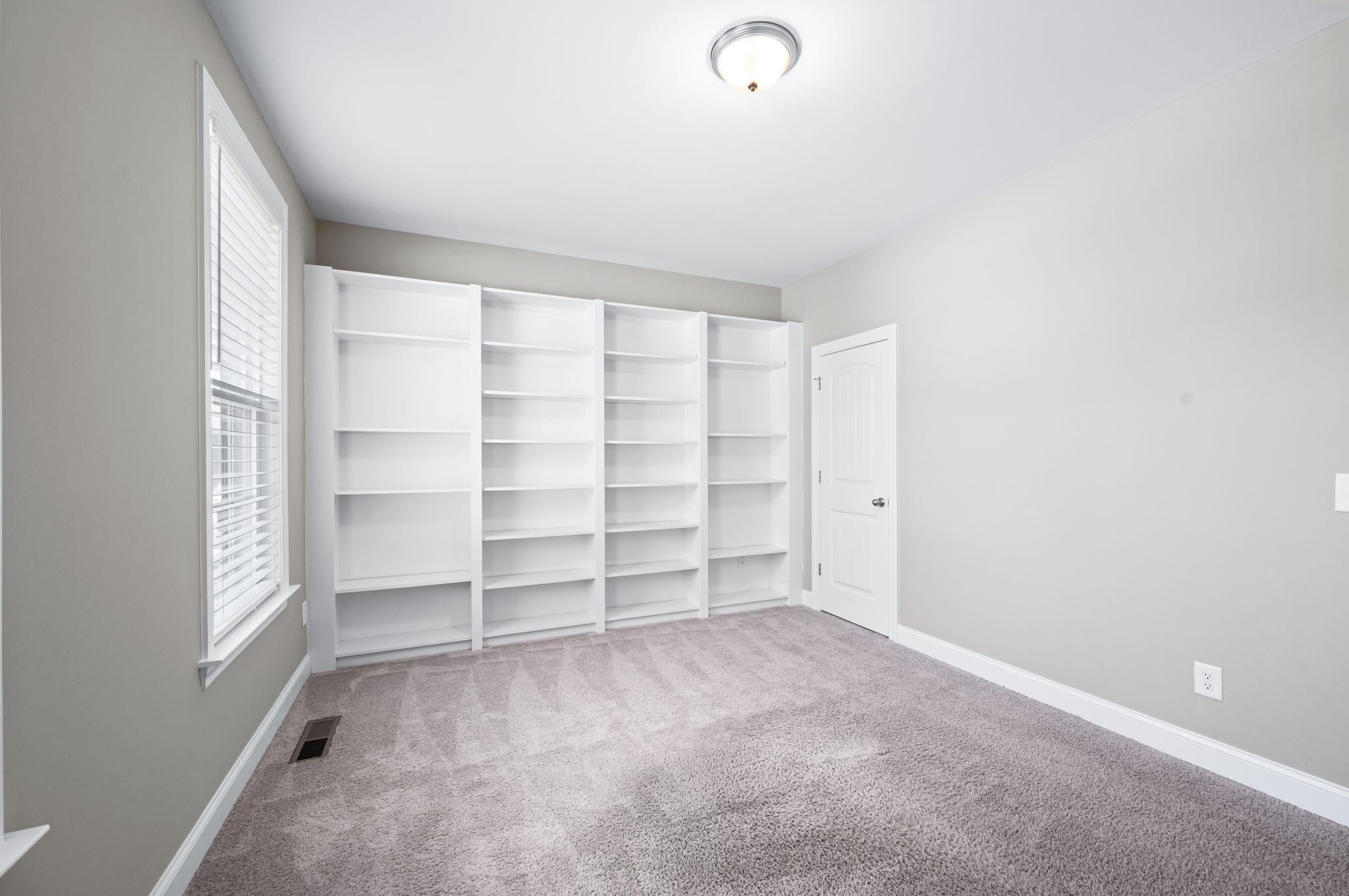 Nashville, Tennessee 37221, United States, 3 Bedrooms Bedrooms, ,2 BathroomsBathrooms,Residential,Active,167369