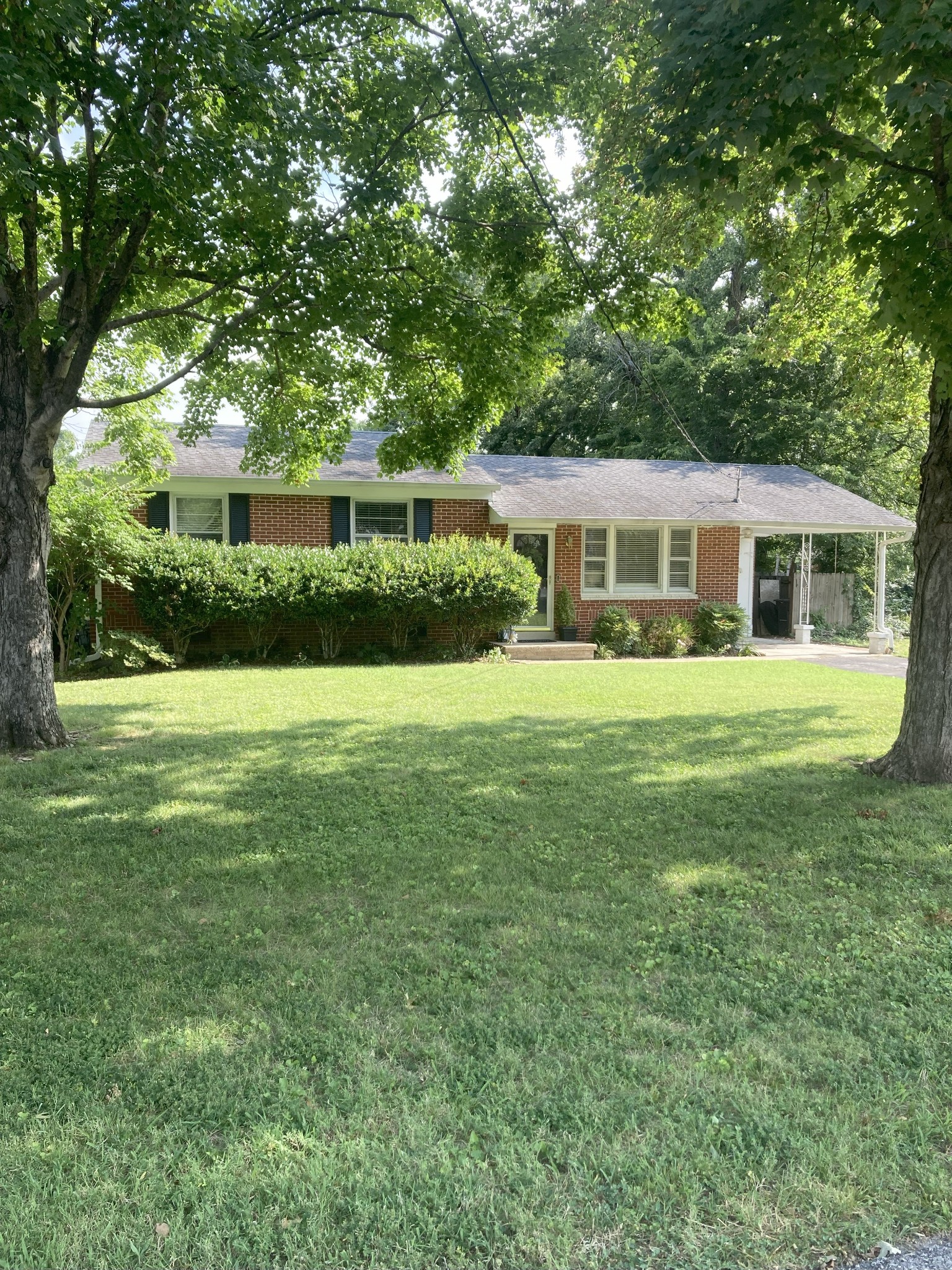 315 Avondale Dr