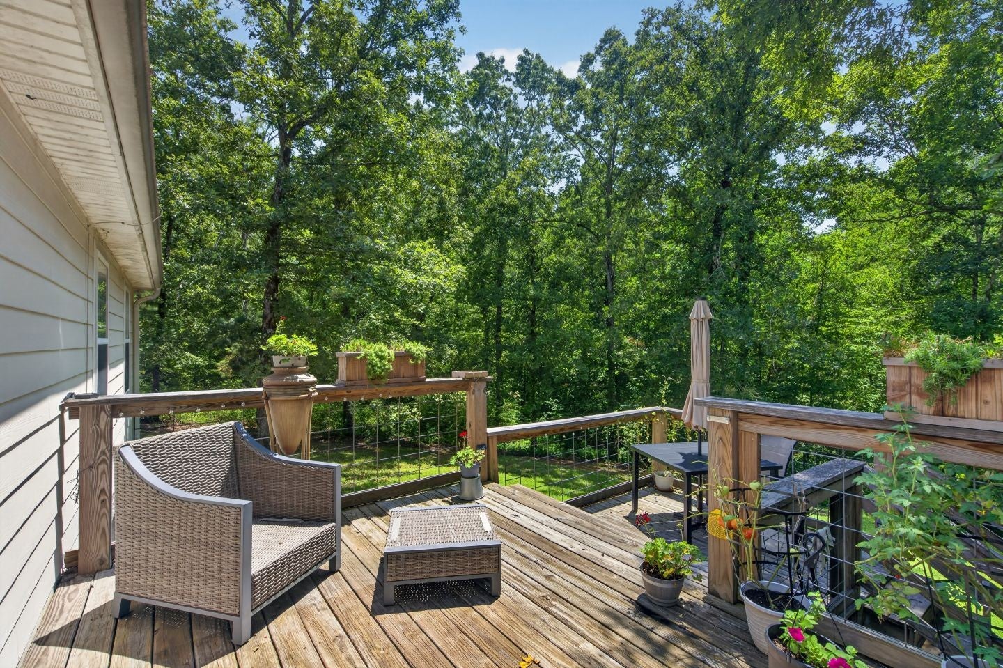 6836 Primm Springs Rd