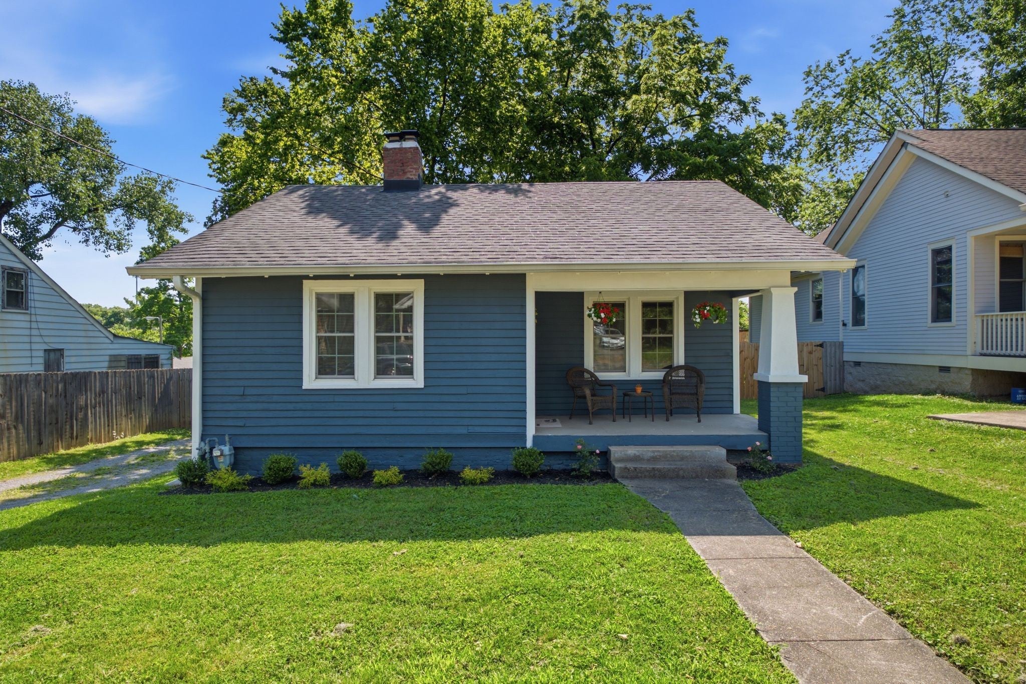 2-bed listing at 1215 N 7th St, Nashville