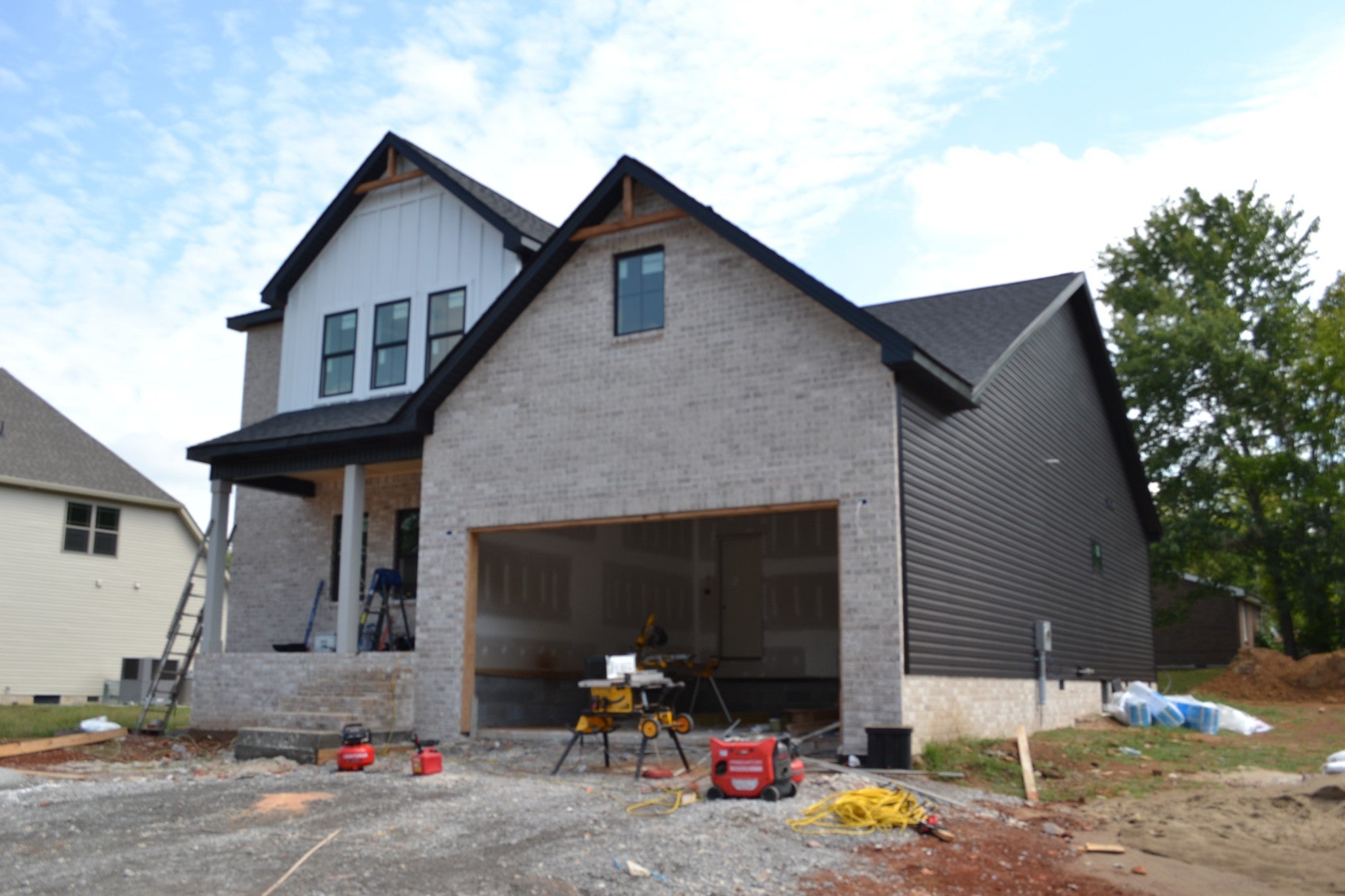 1509 Riggins Dr