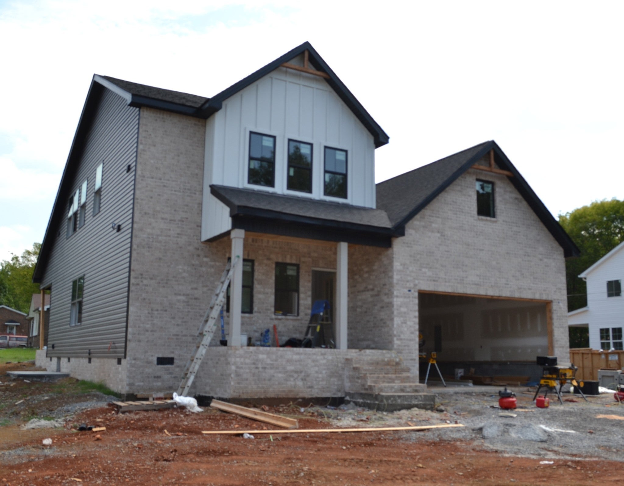 1509 Riggins Dr
