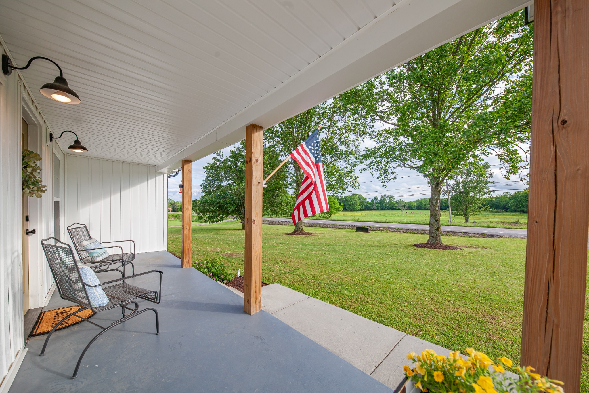 2114 Highway 64 W