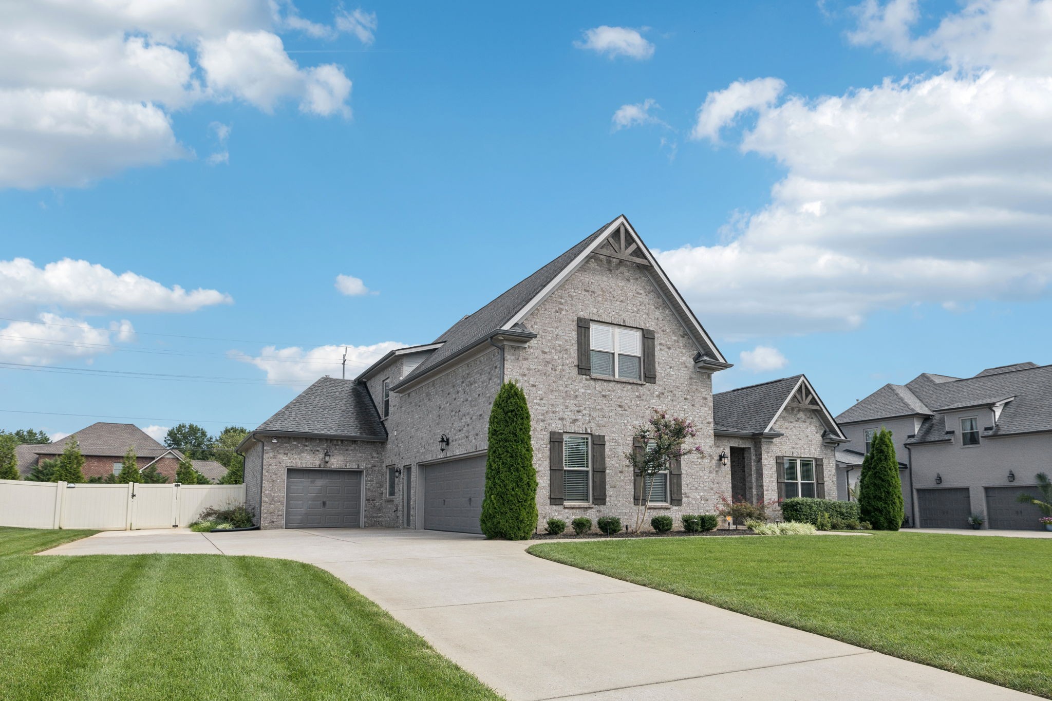 2822 Bertram Ct