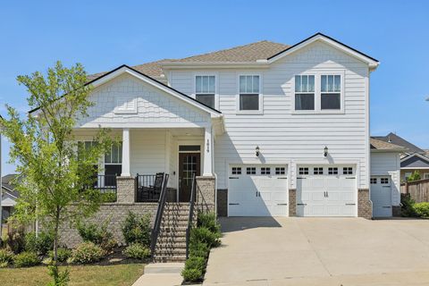 1019 Pebble Run Rd Hendersonville TN 37075