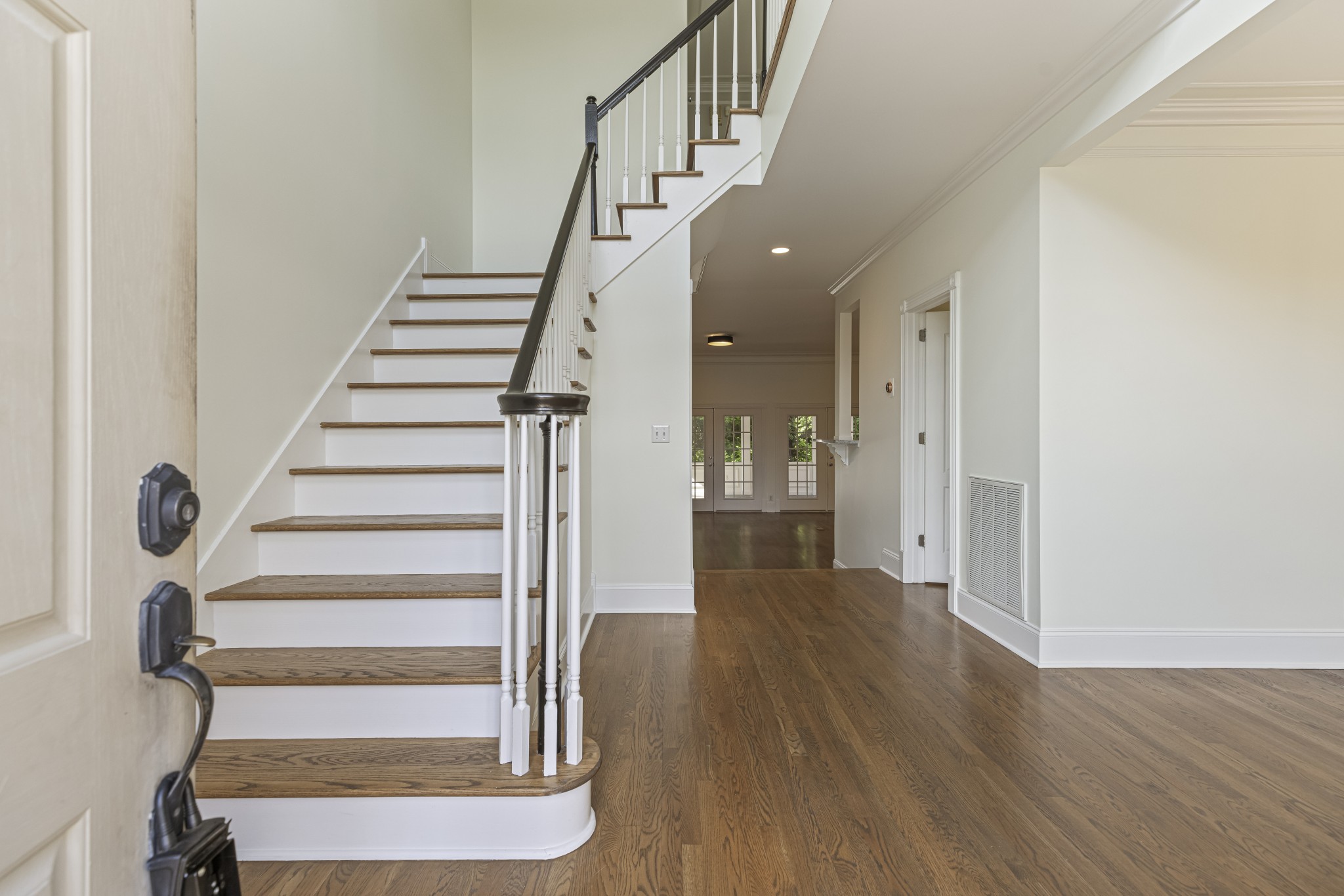 604 Clayborne Ct
