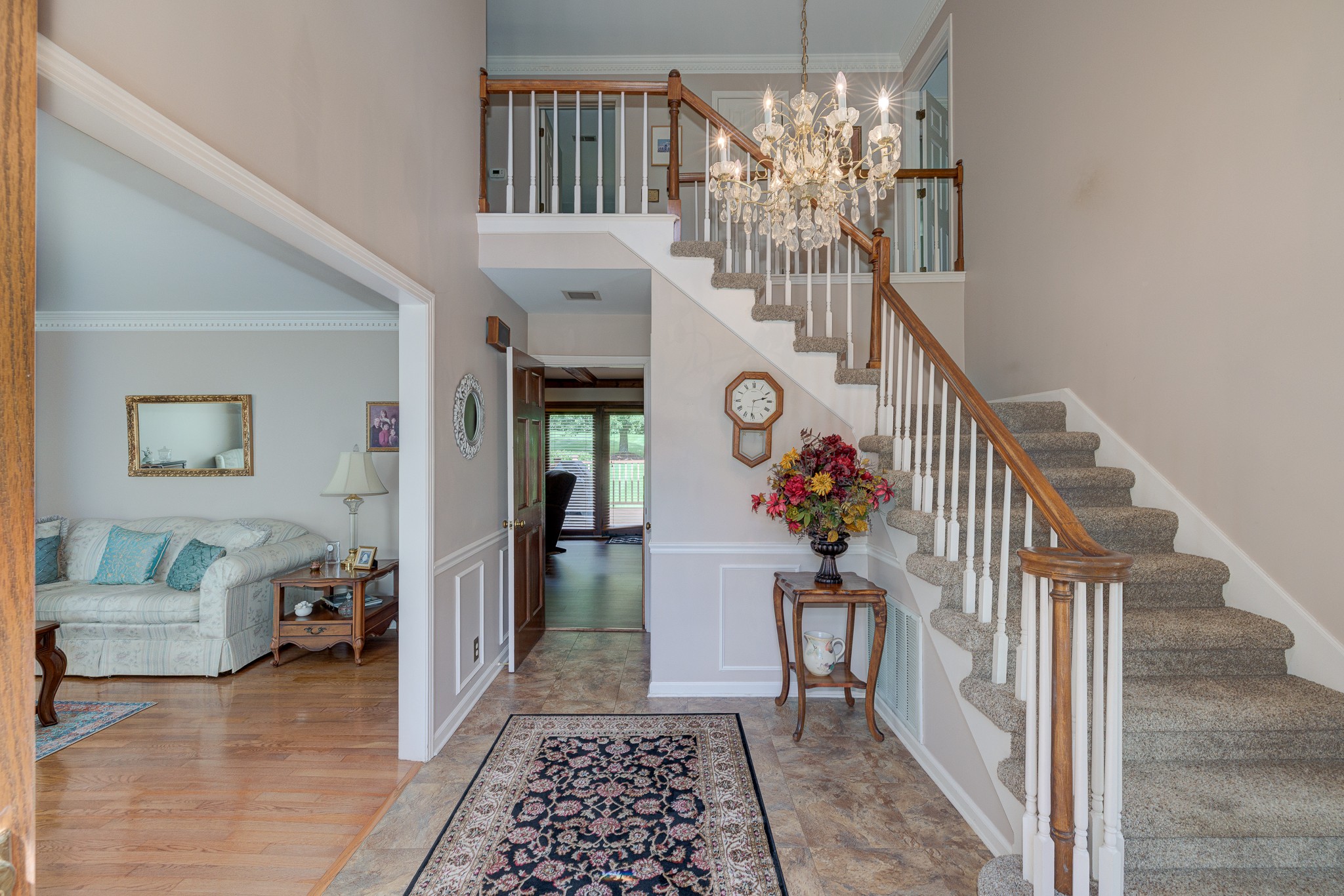 806 Steeplechase Dr