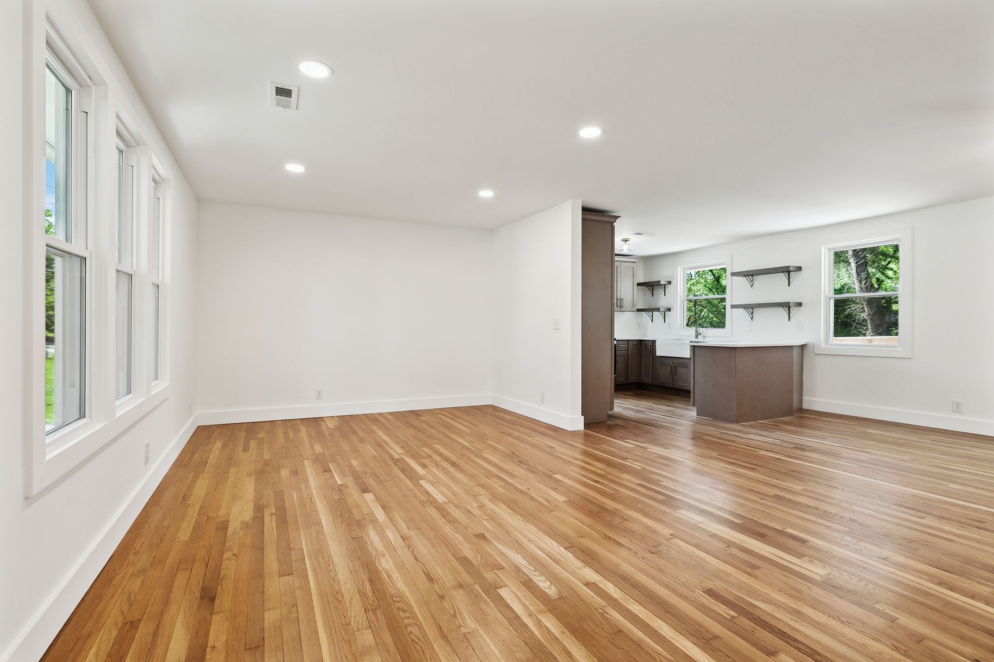 315 Lynn Dr
