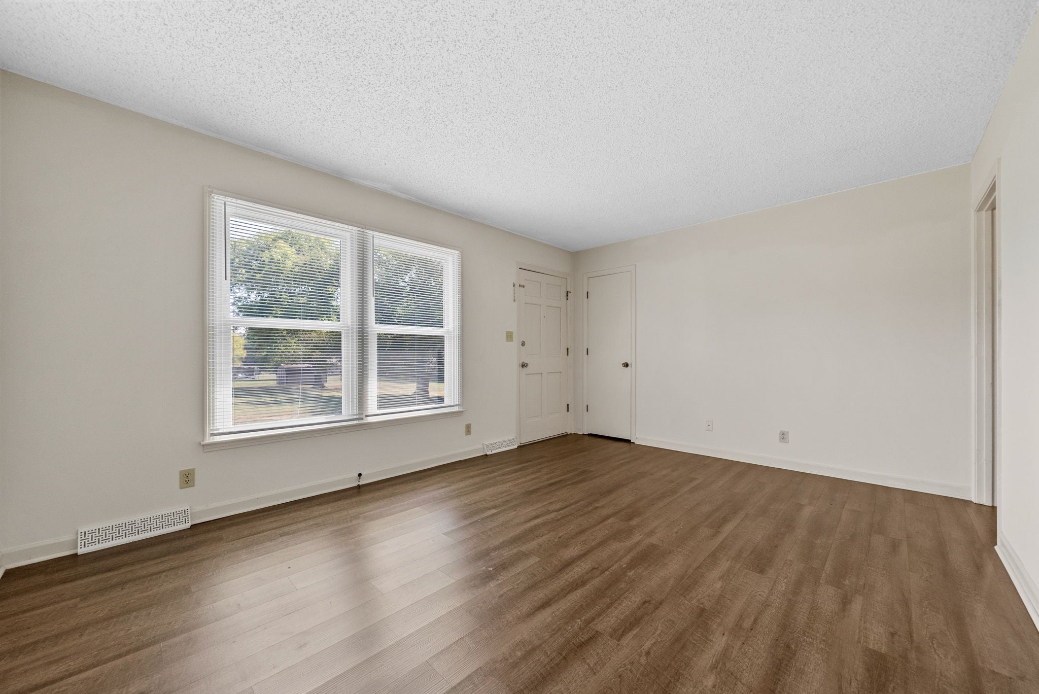 328 Welchwood Dr