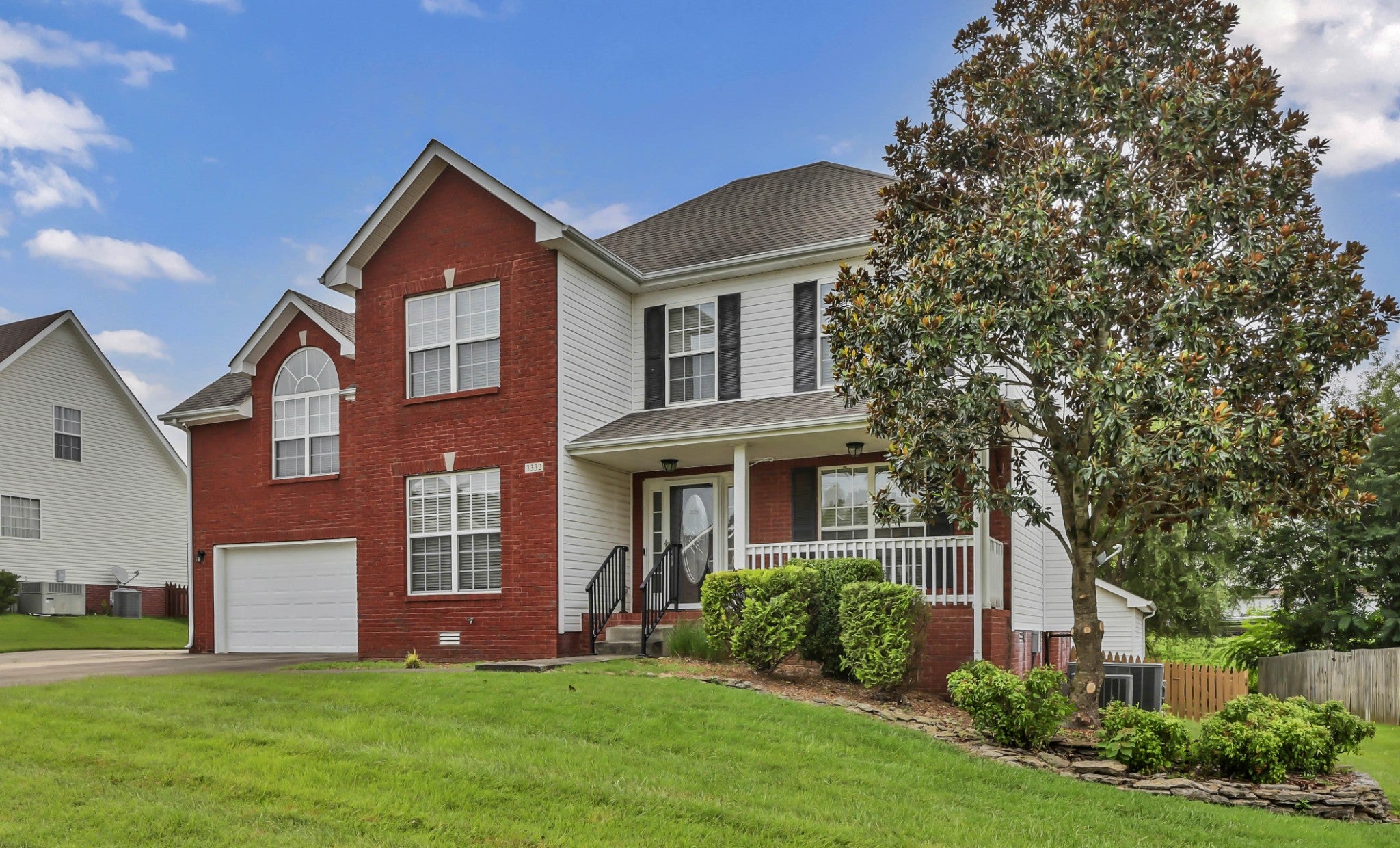 3332 Victoria Ct