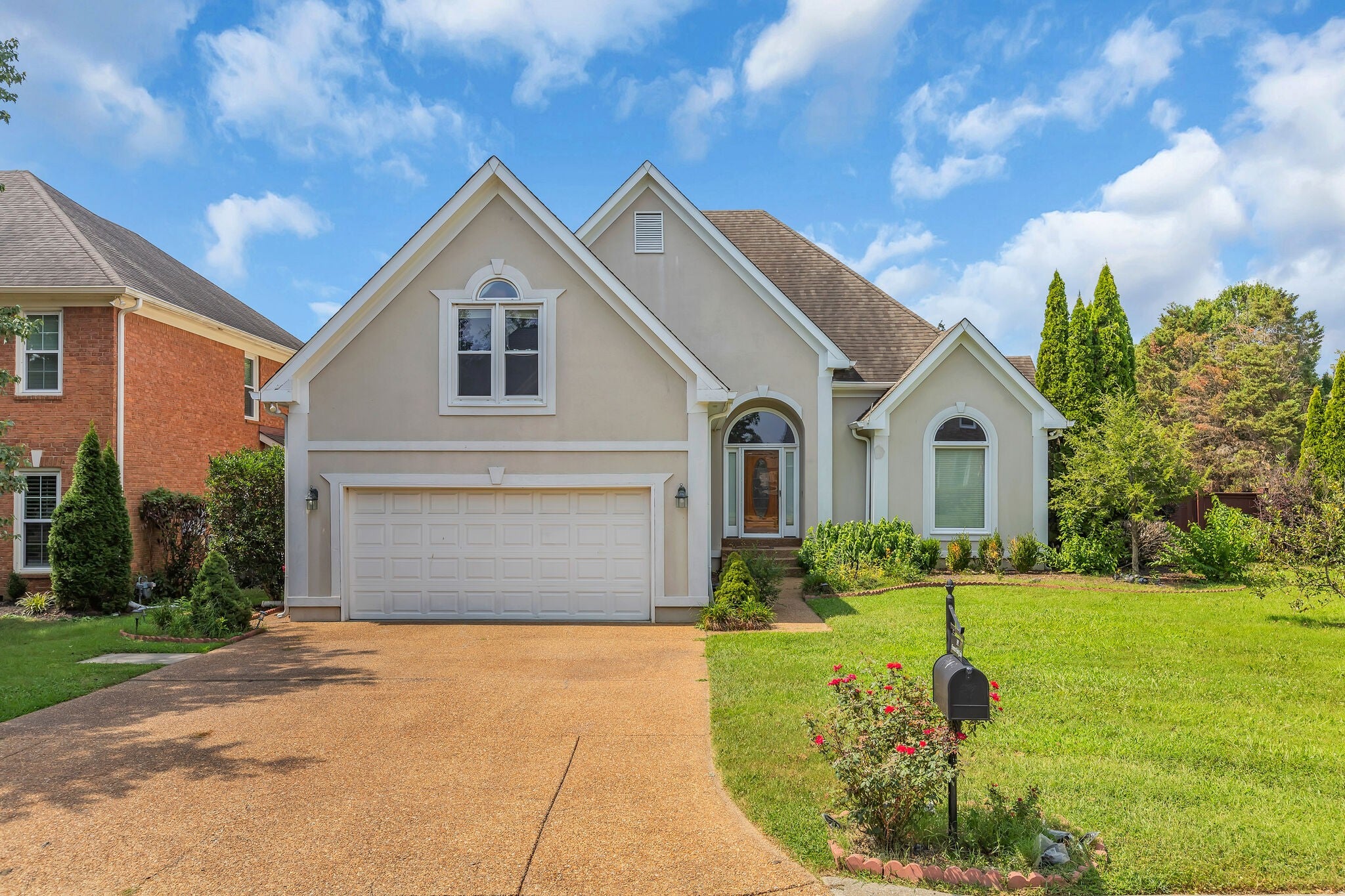 3-bed listing at 392 Forrest Park Cir, Franklin