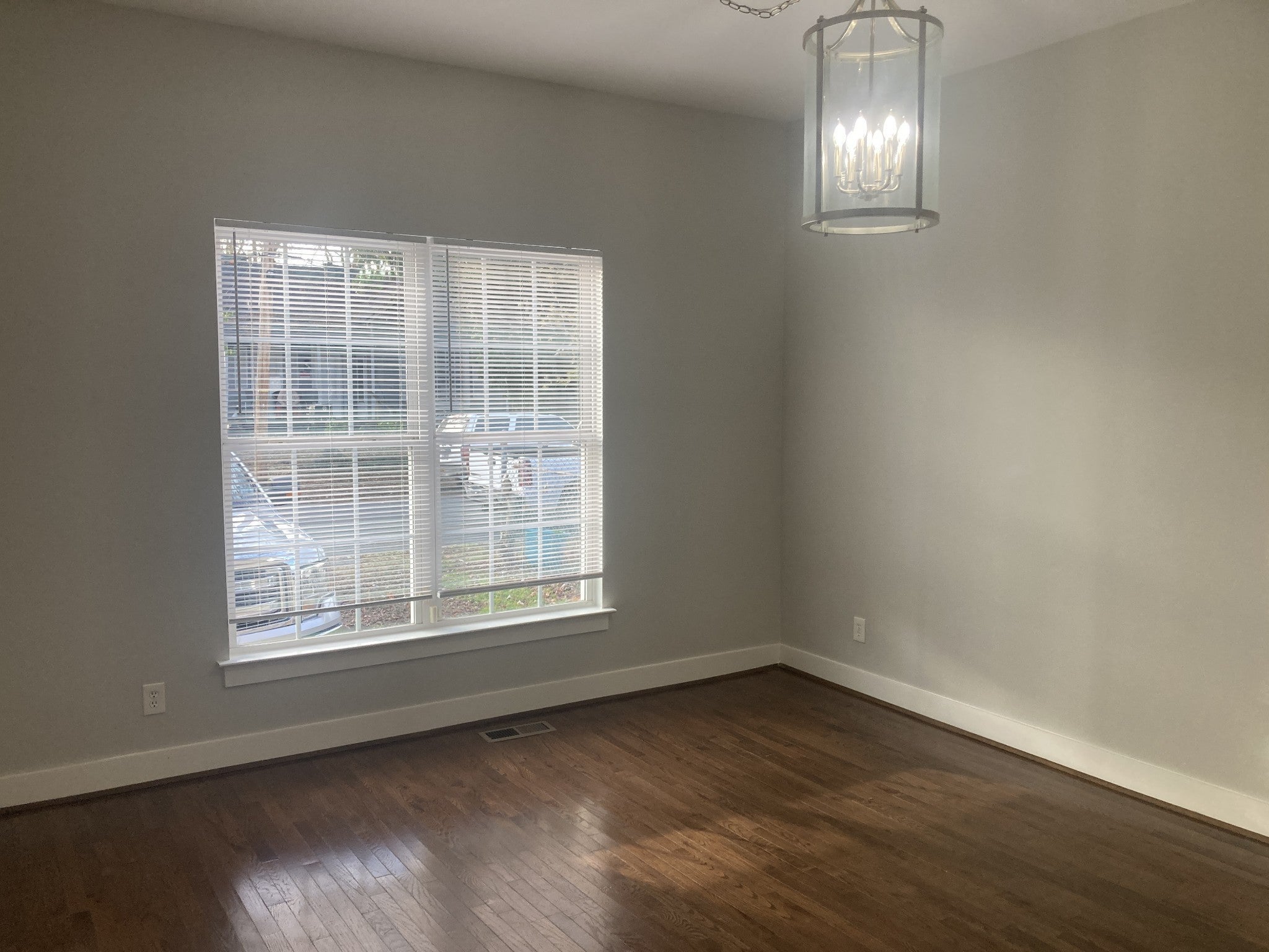 1814 15th Av N