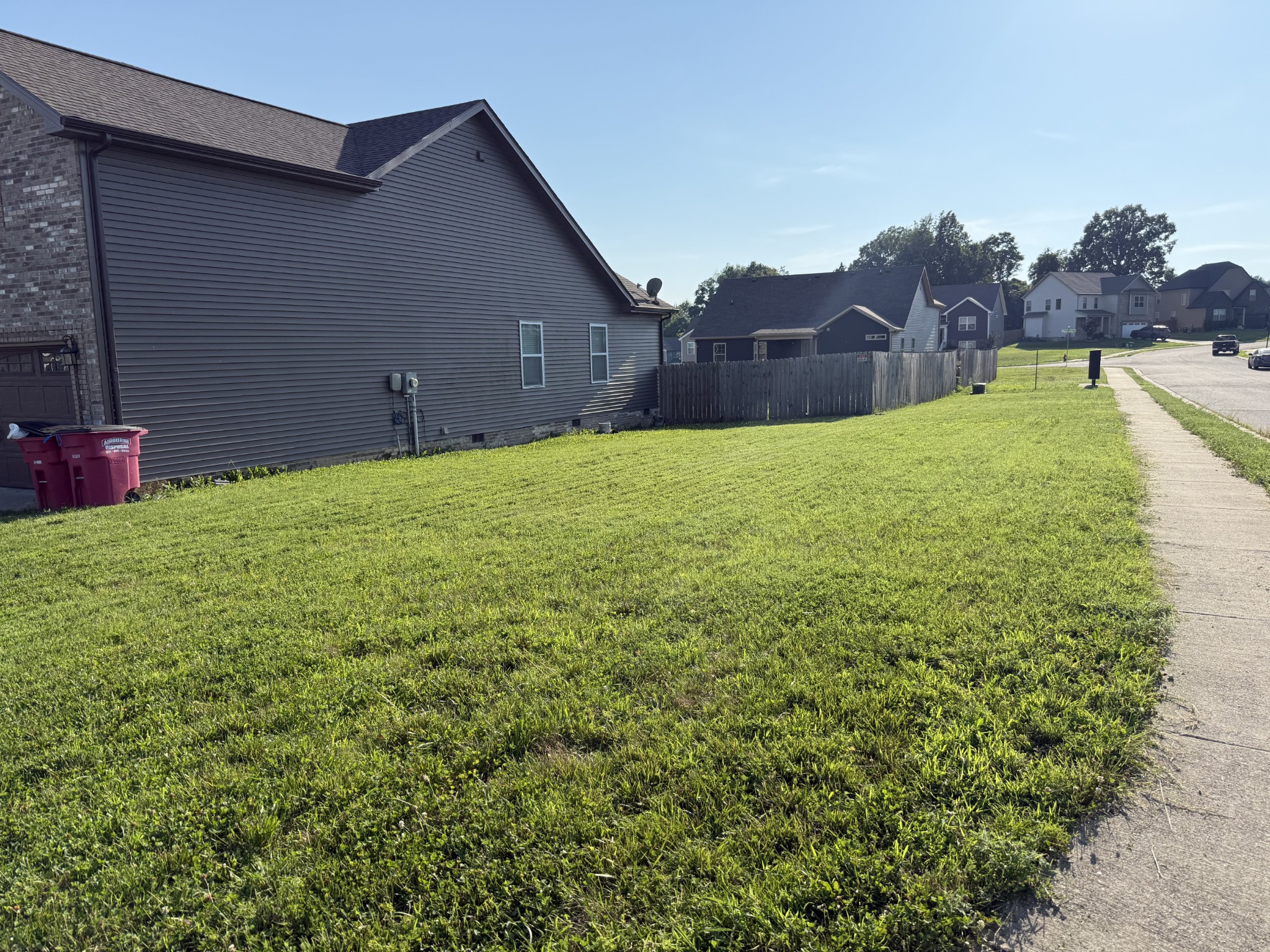 1348 Harmon Ln