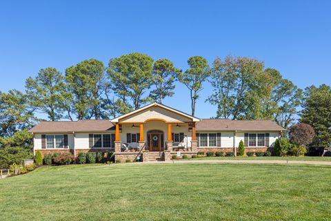 152 Fairways Dr Hendersonville TN 37075