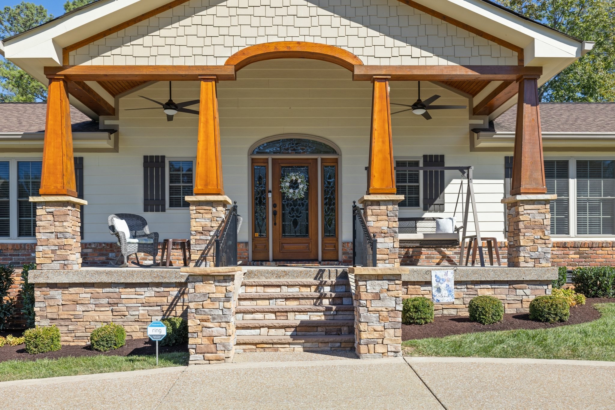 152 Fairways Dr