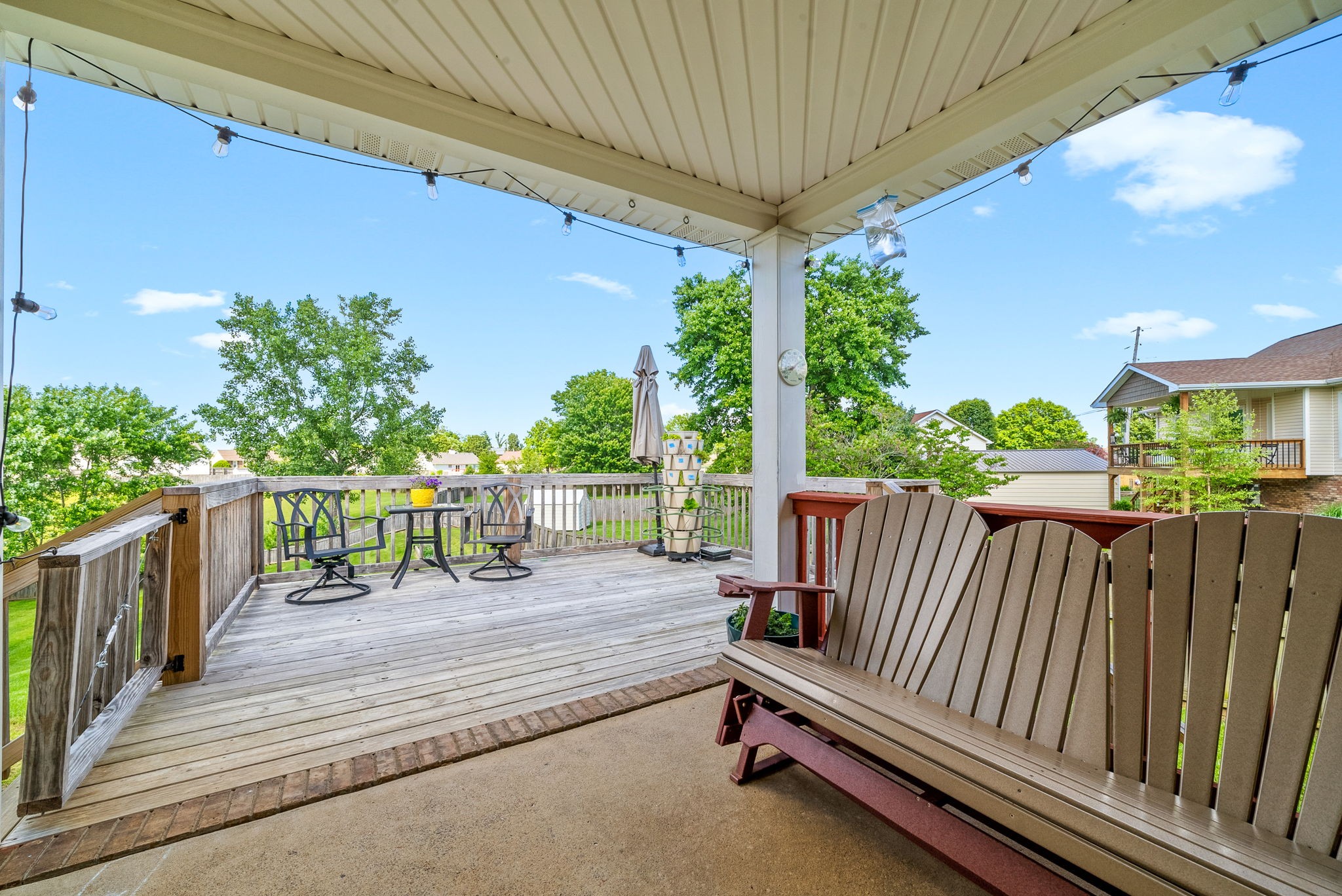 Clarksville, Tennessee 37040, United States, 3 Bedrooms Bedrooms, ,2 BathroomsBathrooms,Residential,Active,130902