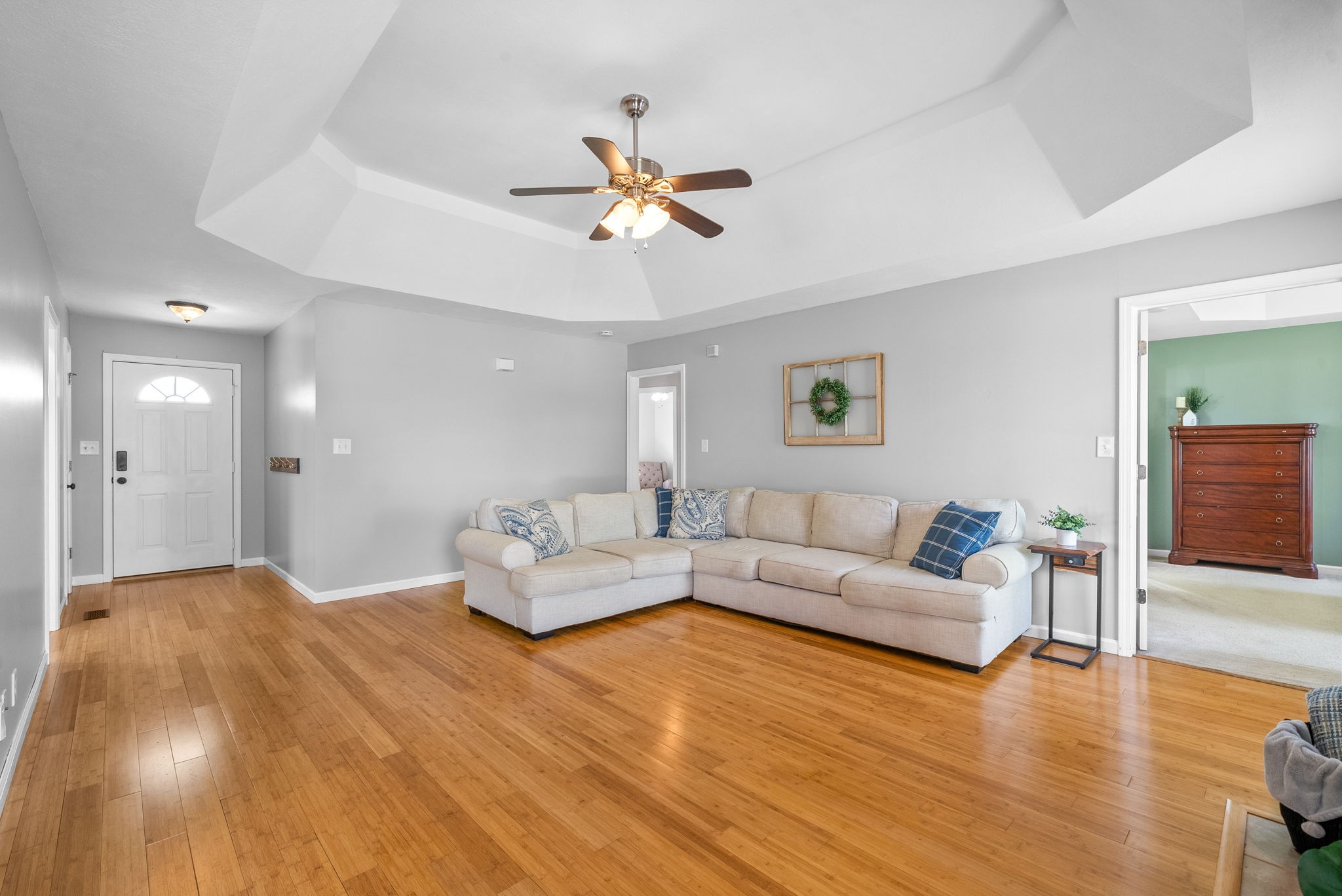 Clarksville, Tennessee 37040, United States, 3 Bedrooms Bedrooms, ,2 BathroomsBathrooms,Residential,Active,130902