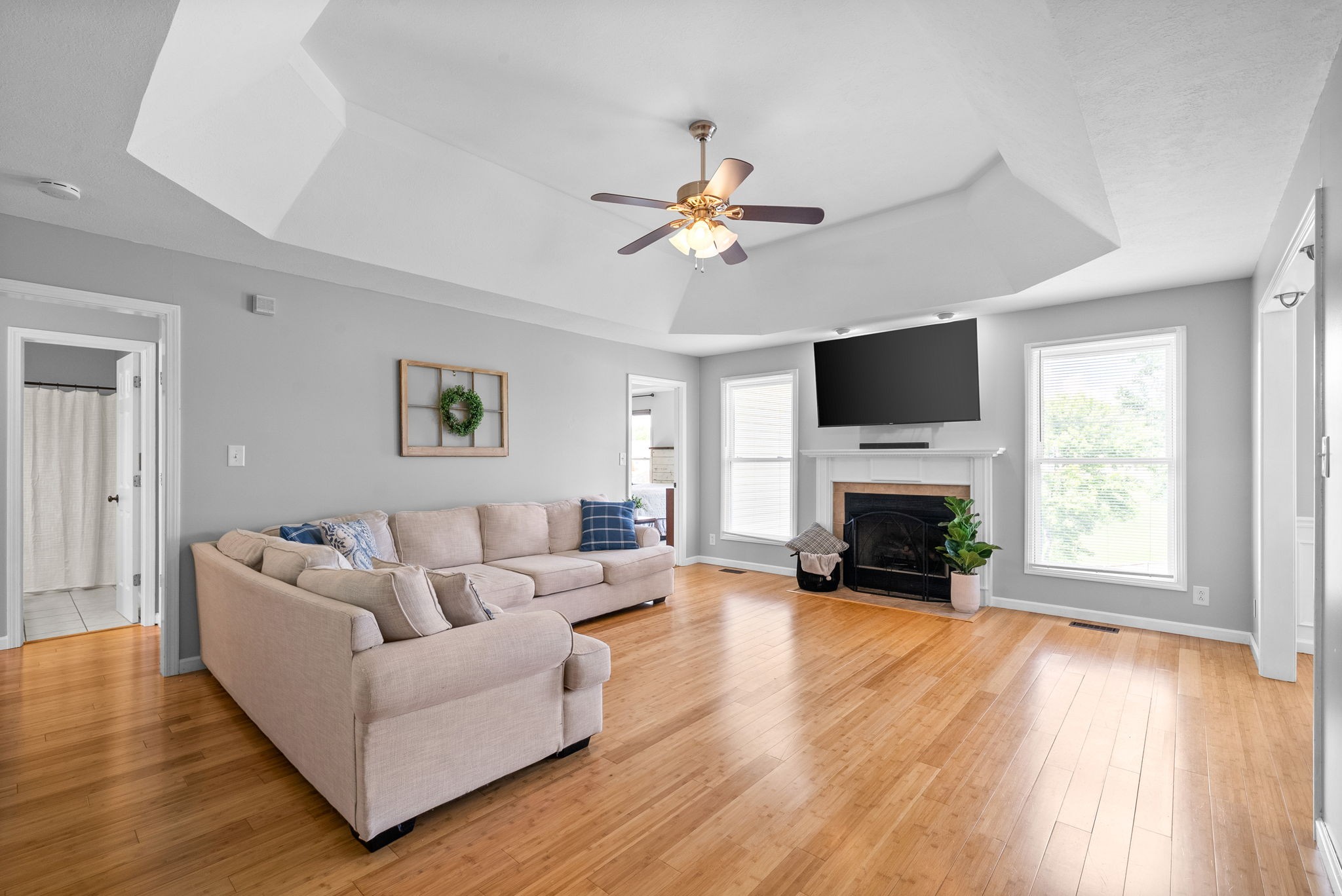 Clarksville, Tennessee 37040, United States, 3 Bedrooms Bedrooms, ,2 BathroomsBathrooms,Residential,Active,130902