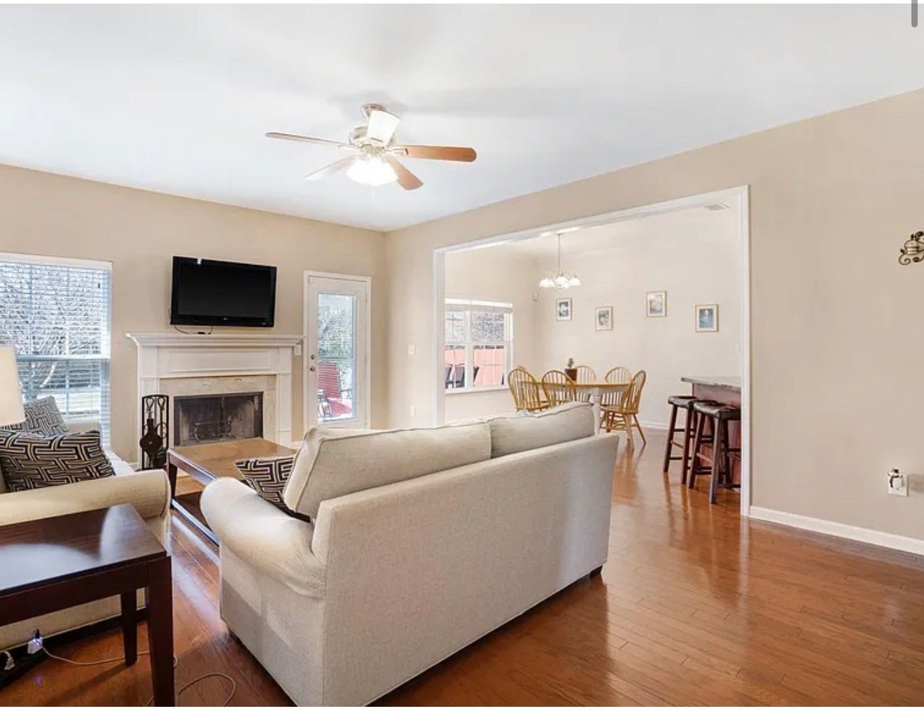 4078 Locerbie Cir