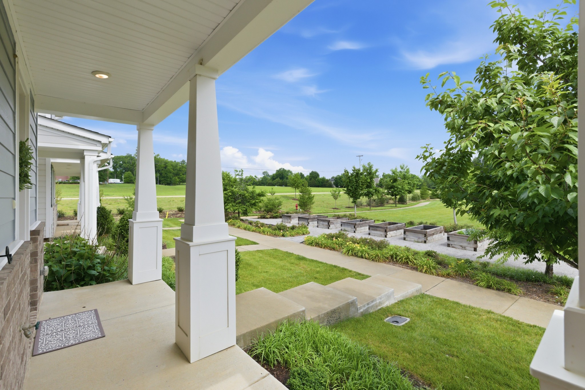 205 Southmen Ln