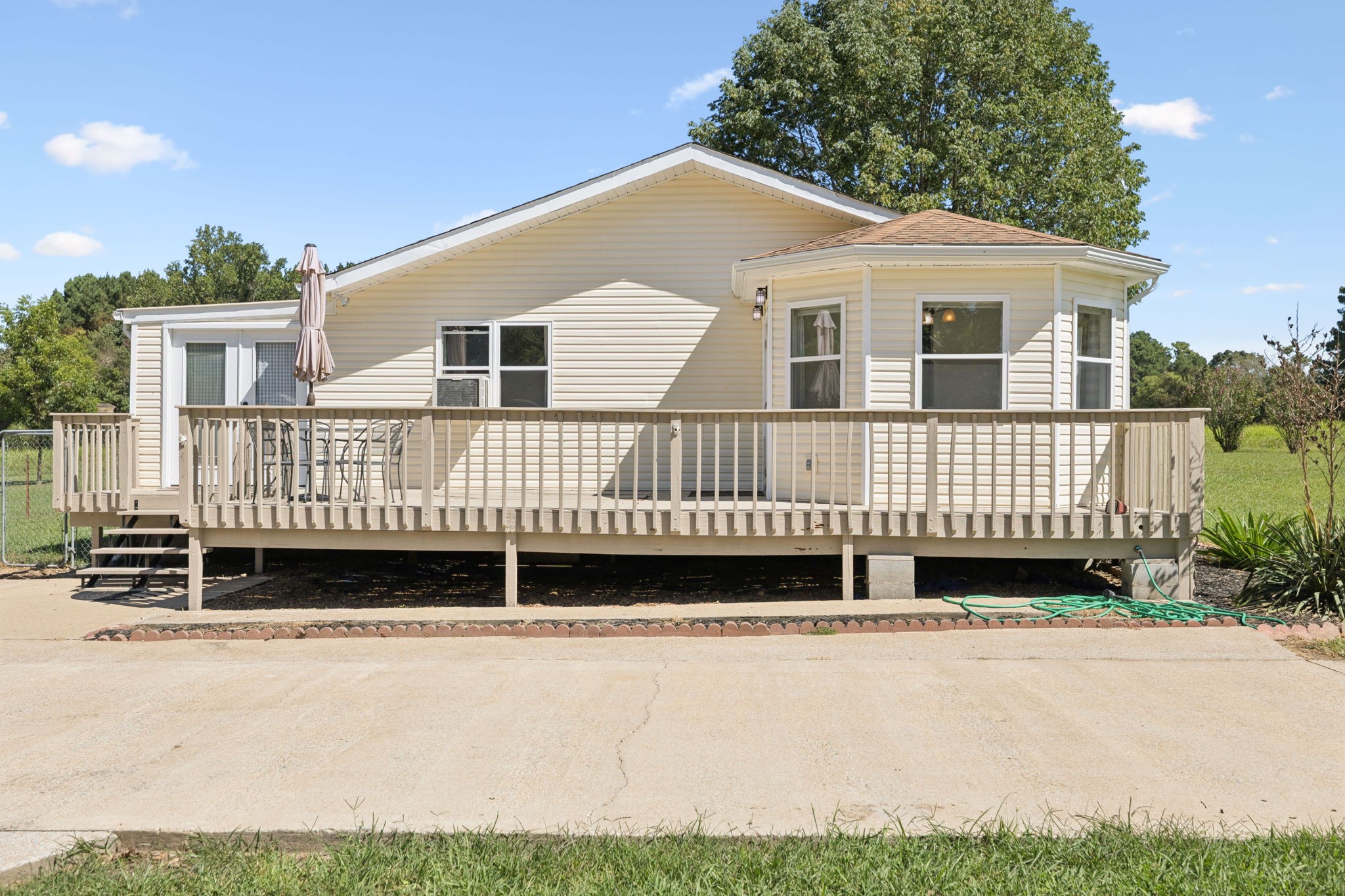 112 Saint Mary Rd