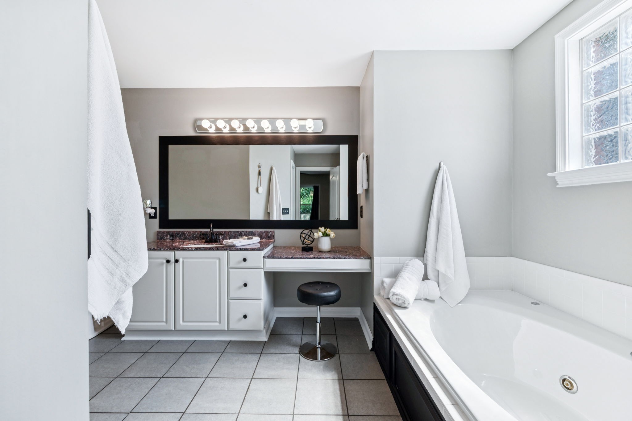 Gallatin, Tennessee 37066, United States, 3 Bedrooms Bedrooms, ,3 BathroomsBathrooms,Residential,Coming Soon,162531