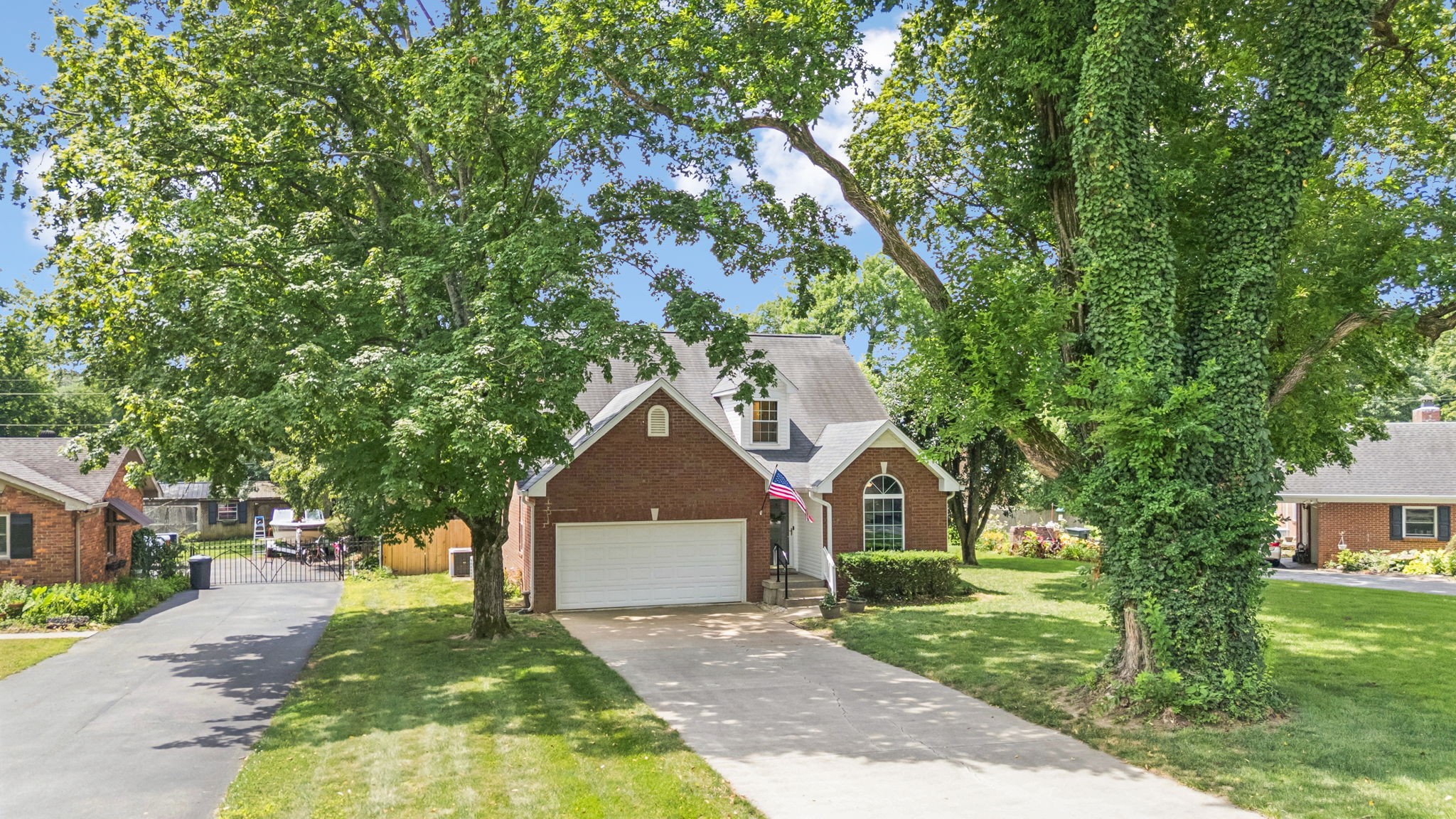 Gallatin, Tennessee 37066, United States, 3 Bedrooms Bedrooms, ,3 BathroomsBathrooms,Residential,Coming Soon,162531