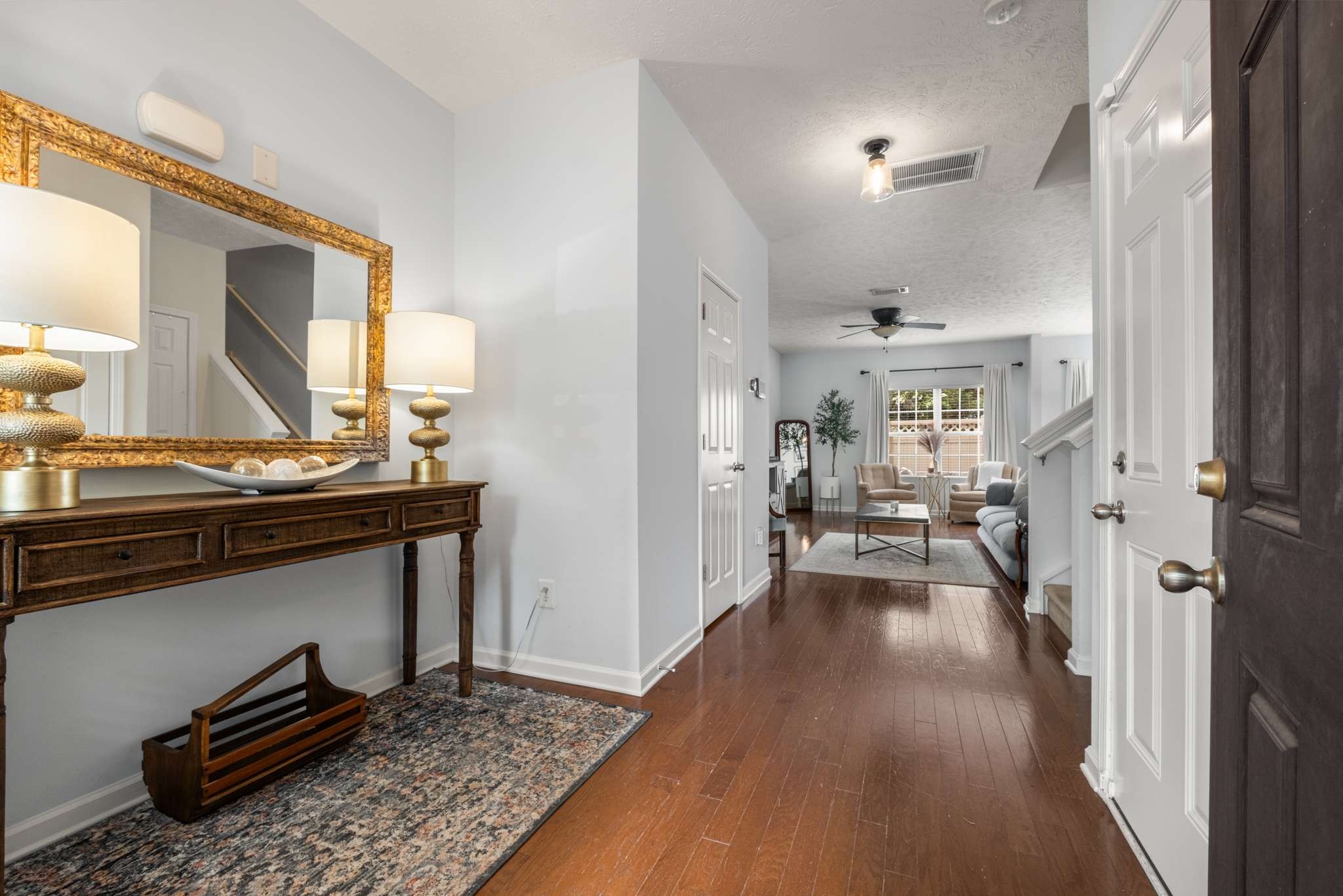 1021 Ashmore Dr