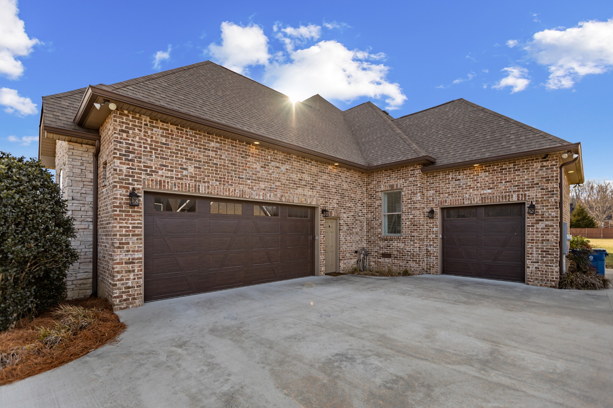 652 Hunters Landing Dr