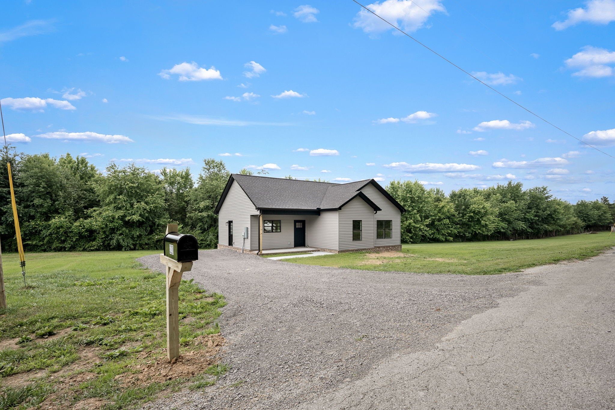 320 Underhill Rd