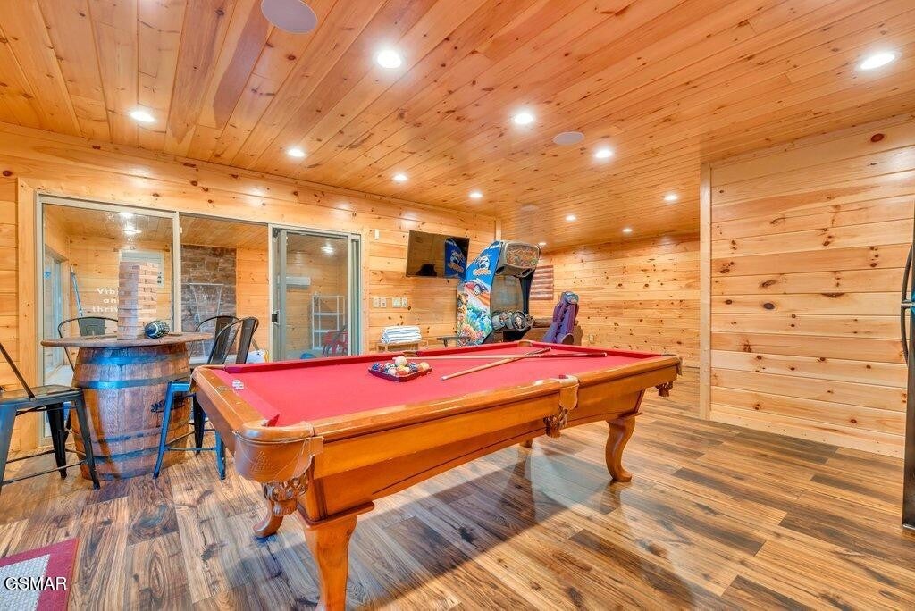 664 Stockton Dr