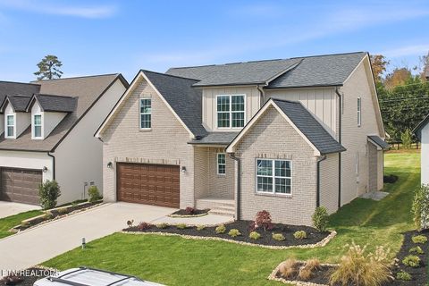 8117 Carolina Cherry Lane Knoxville TN 37919